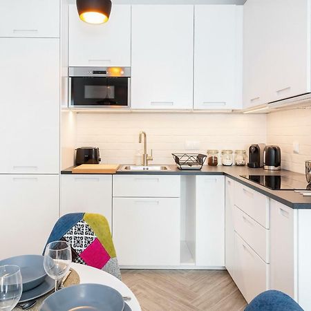 Apartments Rondo Wiatraczna By Noclegi Renters Varşova Dış mekan fotoğraf