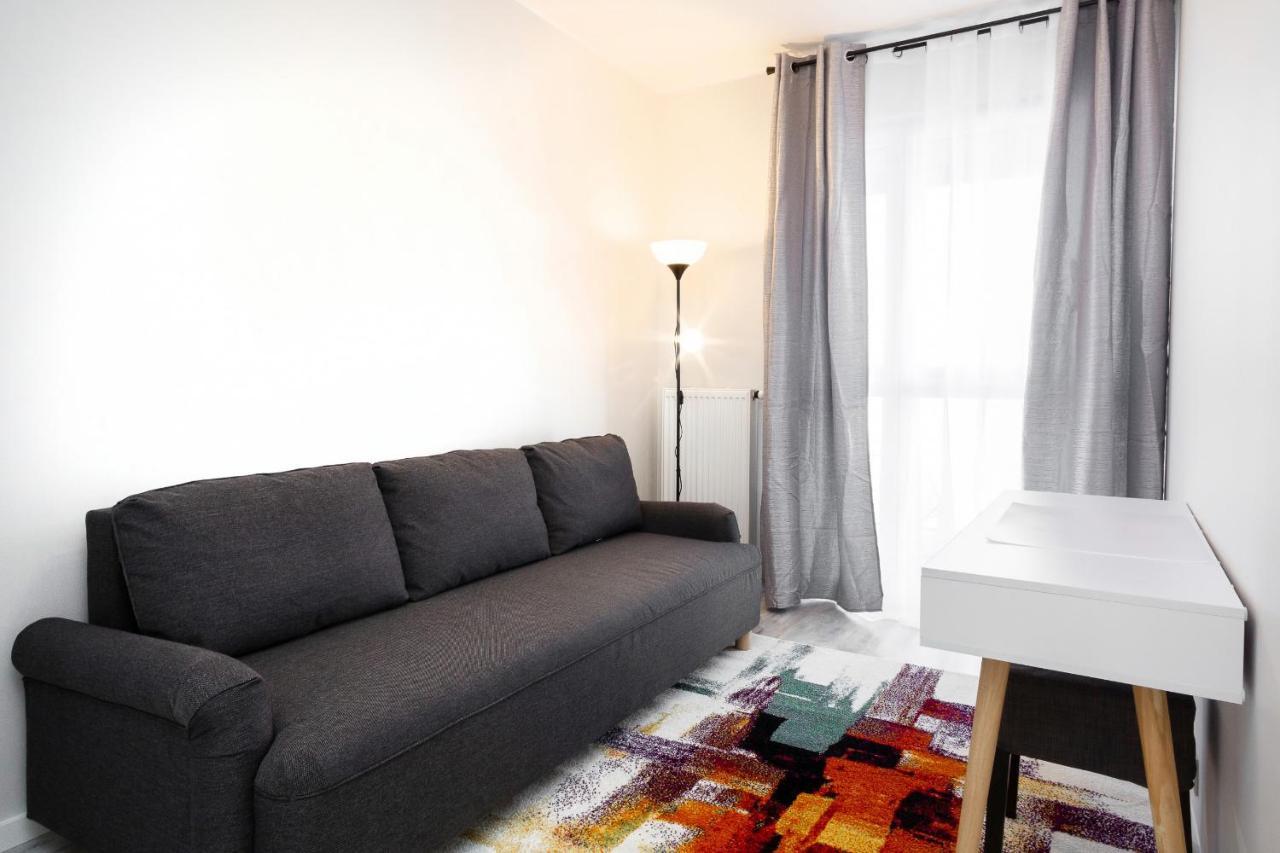 Apartments Rondo Wiatraczna By Noclegi Renters Varşova Dış mekan fotoğraf