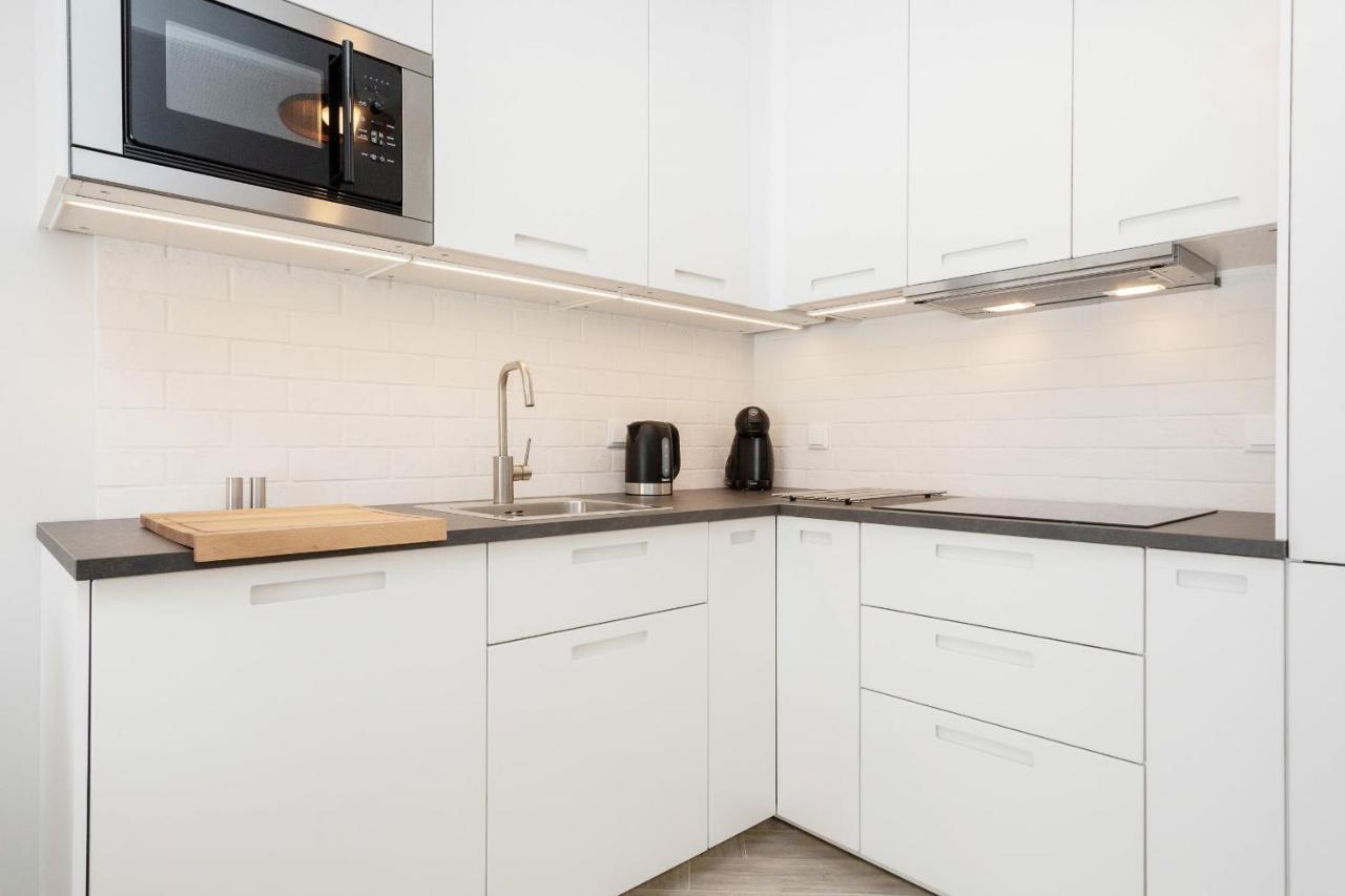 Apartments Rondo Wiatraczna By Noclegi Renters Varşova Dış mekan fotoğraf
