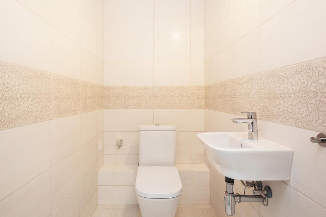 Apartments Rondo Wiatraczna By Noclegi Renters Varşova Dış mekan fotoğraf