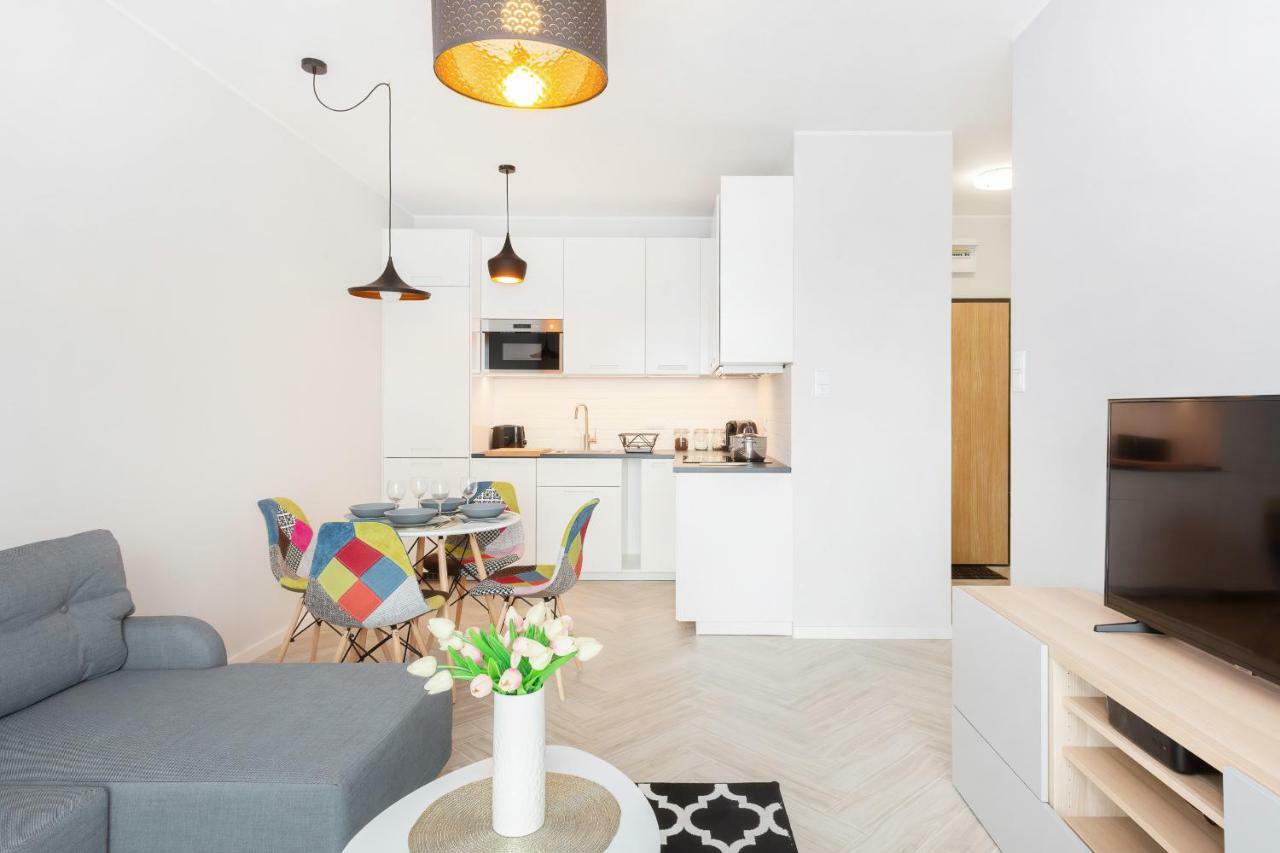 Apartments Rondo Wiatraczna By Noclegi Renters Varşova Dış mekan fotoğraf