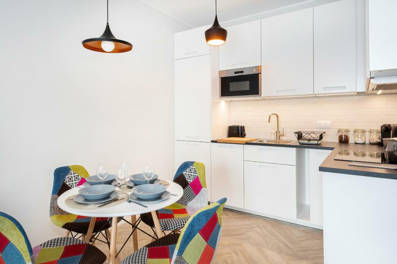 Apartments Rondo Wiatraczna By Noclegi Renters Varşova Dış mekan fotoğraf