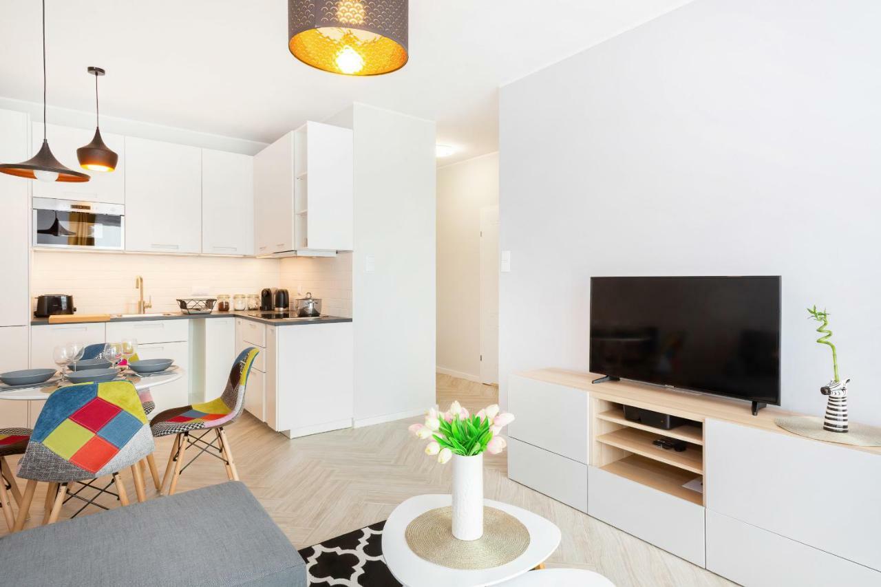 Apartments Rondo Wiatraczna By Noclegi Renters Varşova Dış mekan fotoğraf